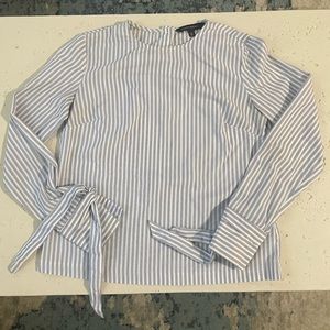 Blue and white striped shirt size xs